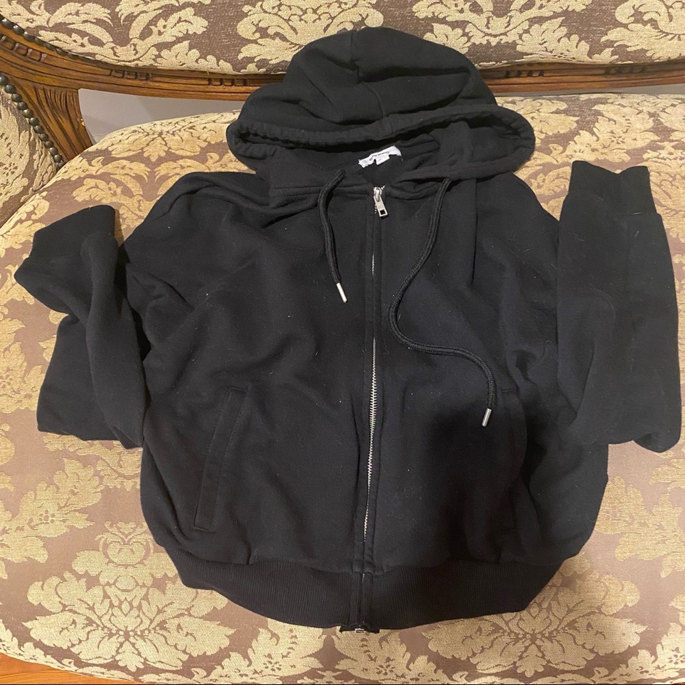 Garage cropped zip up